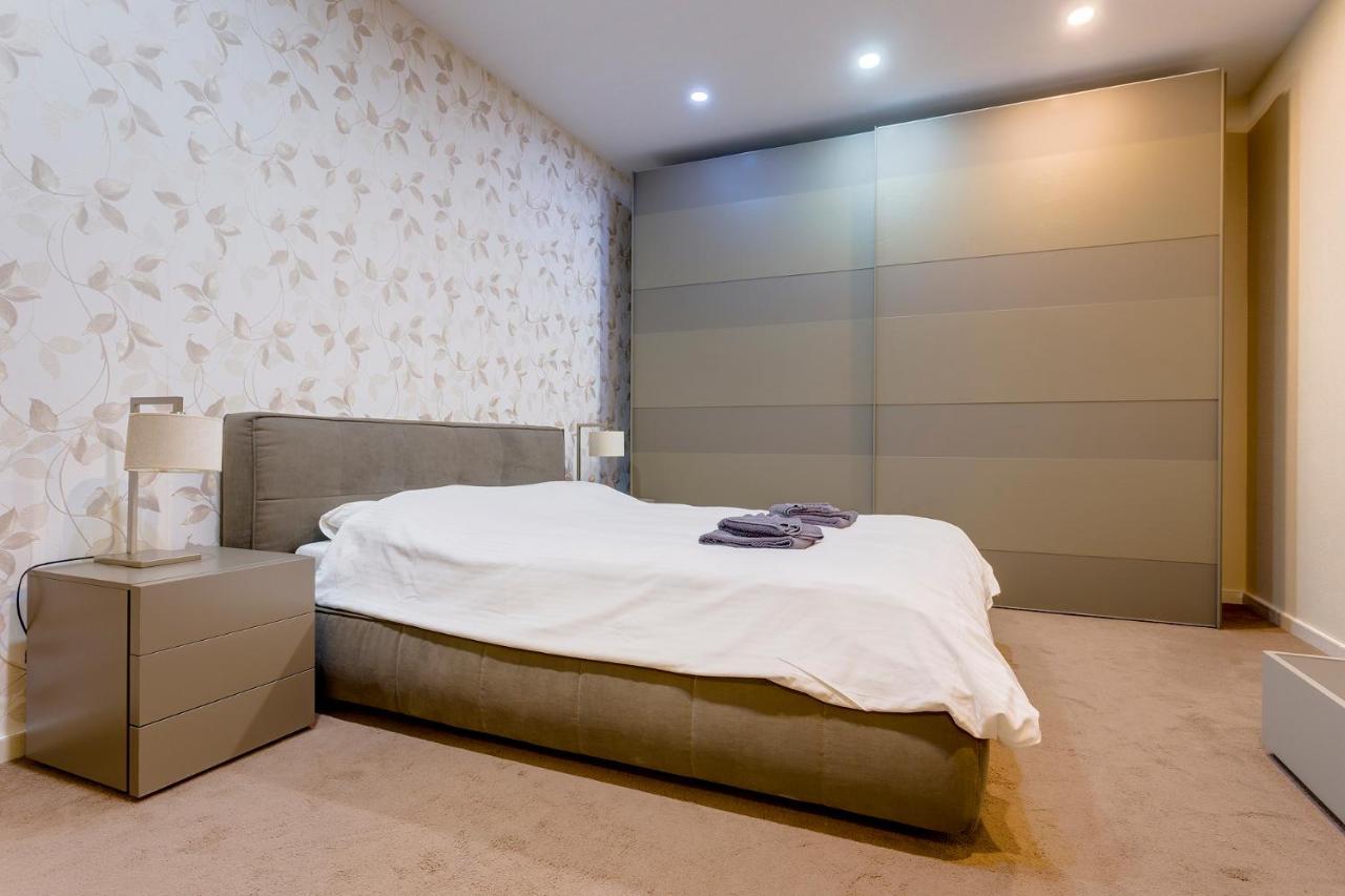 Luxury Apt W/ Side Seaviews And Pool, Top Location Sliema Exterior foto