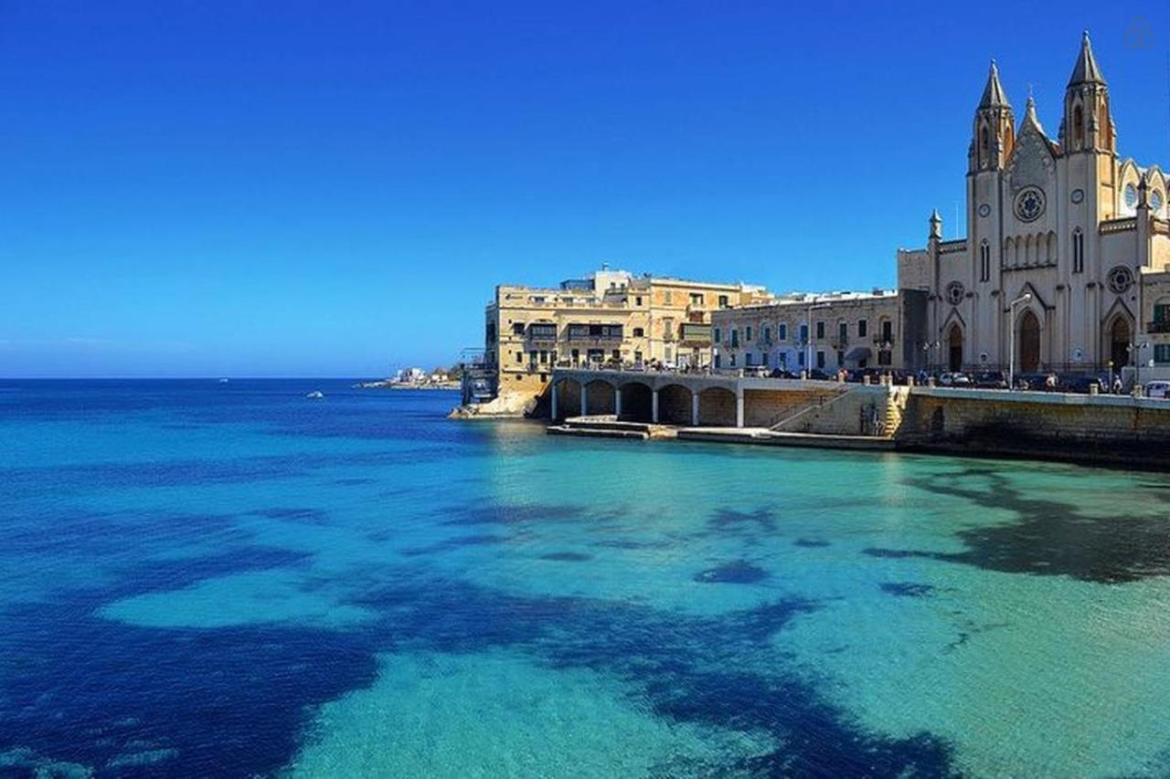 Luxury Apt W/ Side Seaviews And Pool, Top Location Sliema Exterior foto